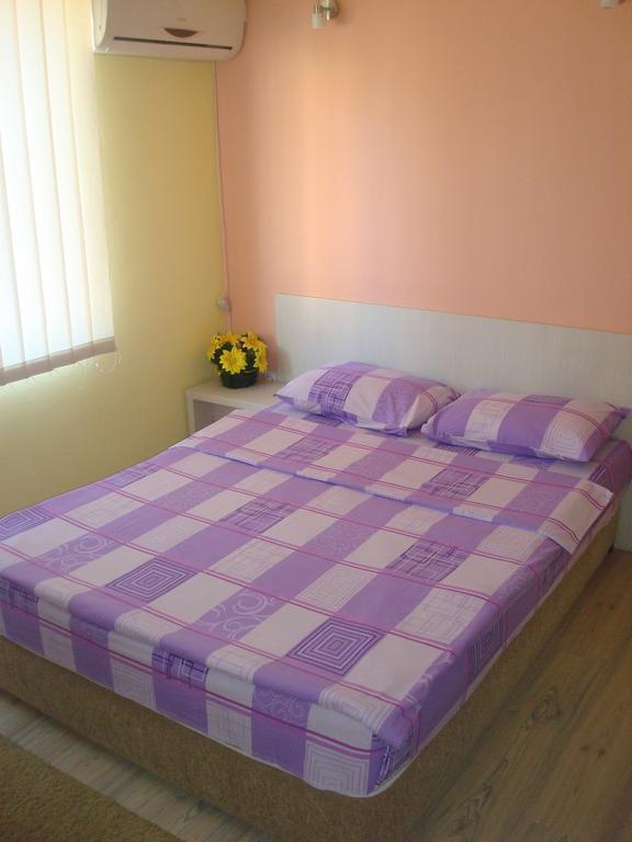 Linda Bed And Breakfast Ni Стая снимка